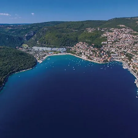 Two-bedroom In Labin *